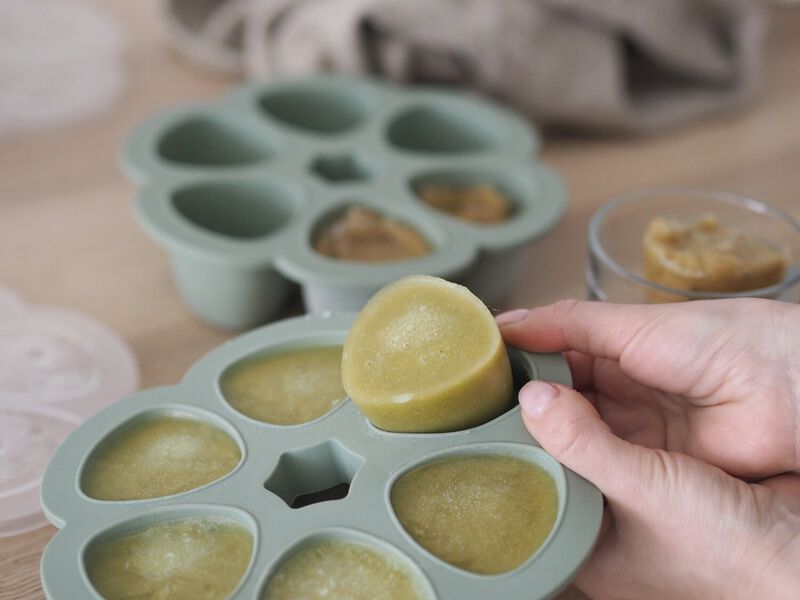 Multiportions Silicone Babyfood Freezer Tray, baby freezer portions 6 X 150ml - Sage Green