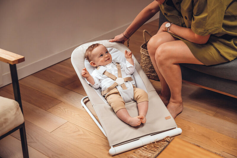 Eazy Relax baby bouncer greige