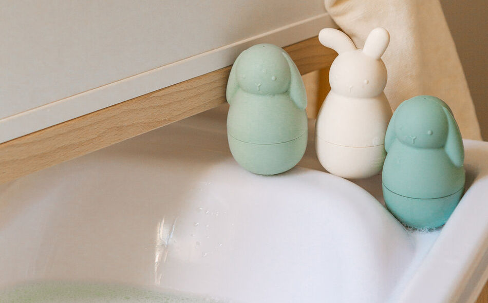 Set aus Silikon‑Badespielzeugen &ndash; zuf&auml;llige Farben