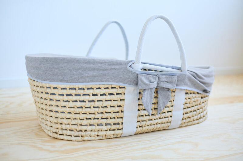 Moses Basket - Natural + Jersey Cover Grey