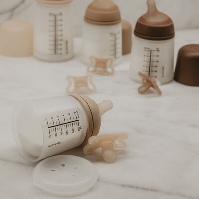 Biberon anti-colique ZERO.ZERO 180 ml - D&eacute;bit Lent Sand