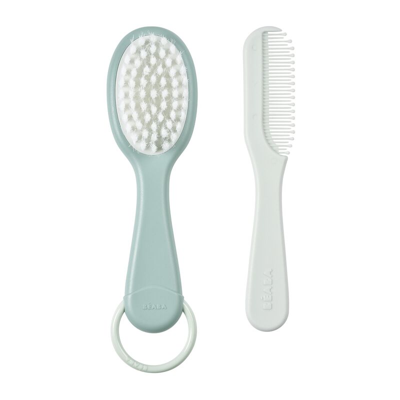 Comb and brush green blue