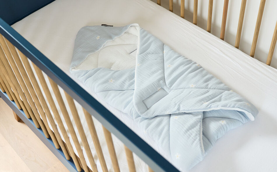 Wickeldecke Universal - 75x75 Cm -  Musselin Blume - Blau