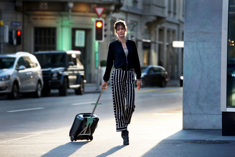  Maleta de viaje Eazy con asiento green-blue
