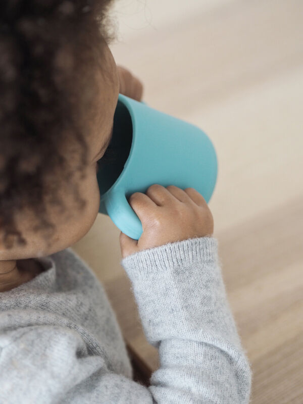 Tasse d'apprentissage silicone Bleu