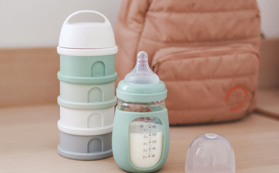 Bo&icirc;te doseuse de lait 4 compartiments empilables Vert sauge