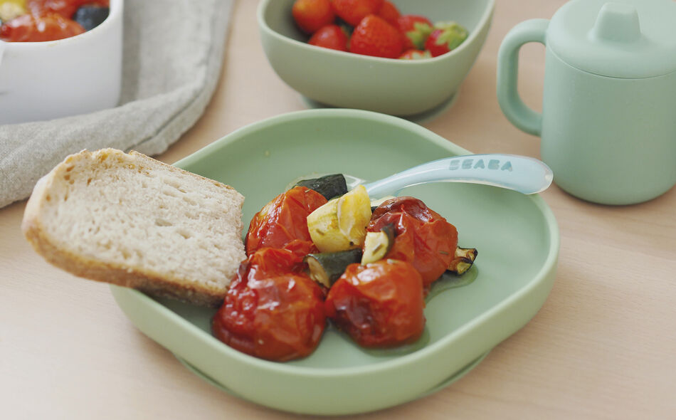 Assiette silicone ventouse Vert sauge