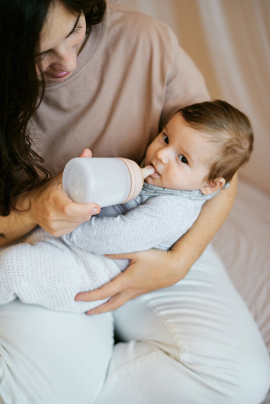 ZERO.ZERO 180 ml anti-colic feeding bottle - Special for breastfeeding