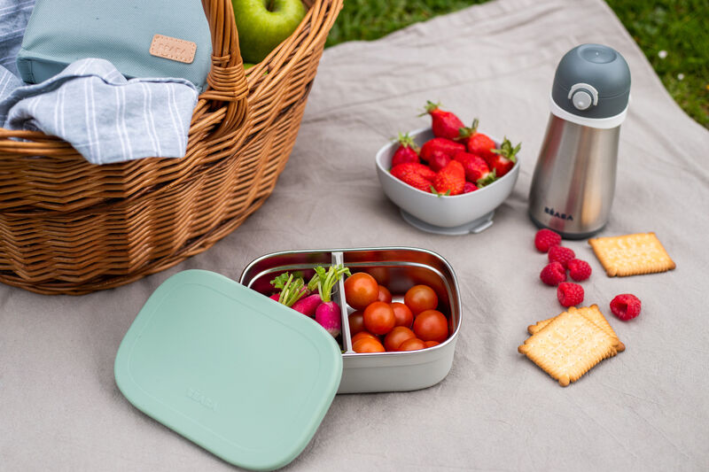 Lunchbox sage green