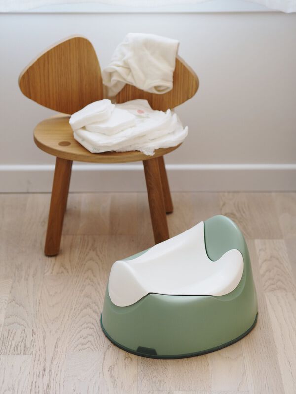 Ergonomic Training Potty sage green