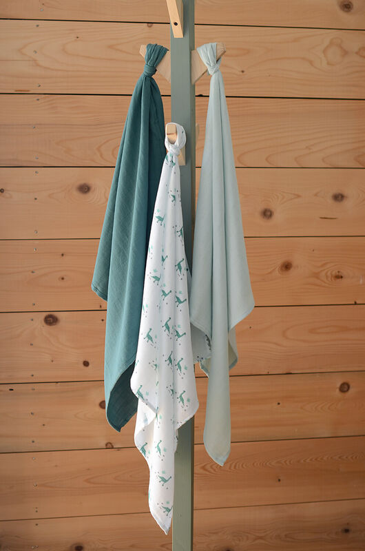 Set of 3 Cotton Muslin Swaddle Blankets jurassic