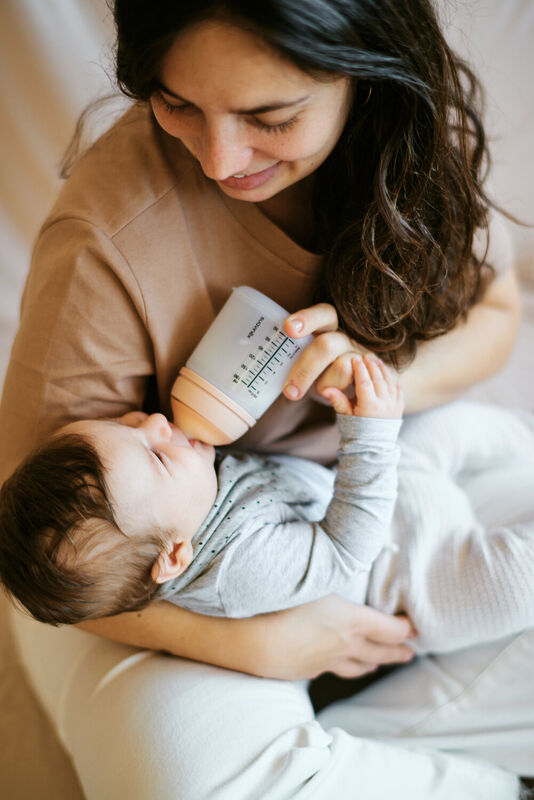 ZERO.ZERO 180 ml anti-colic feeding bottle - Special for breastfeeding