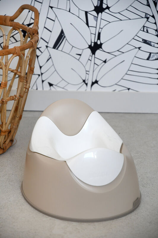 Eco-designed ergonomic potty - Clay Earth
