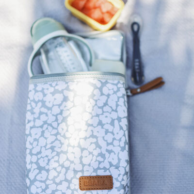 Insulated lunch pouch cherry blossom