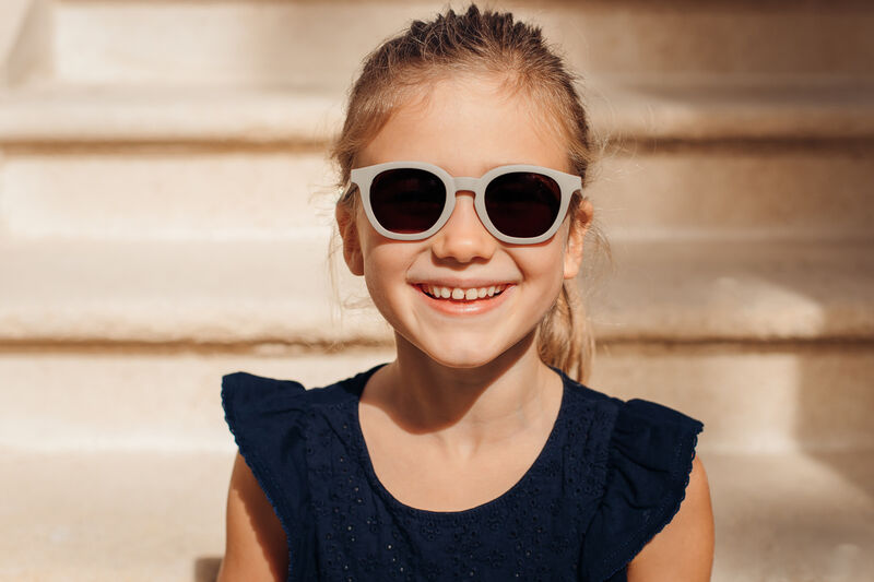 Zonnebrillen 4-6 jaar SQUARE SUNNY Fluweel Grijs