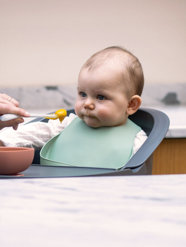 Silicone Baby Bib light mist/sage green