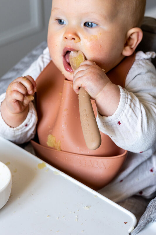 1st stage 2 silicone spoon set  + carry box - Clay / Praline