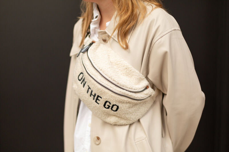 Banana bag on the go Teddy off white