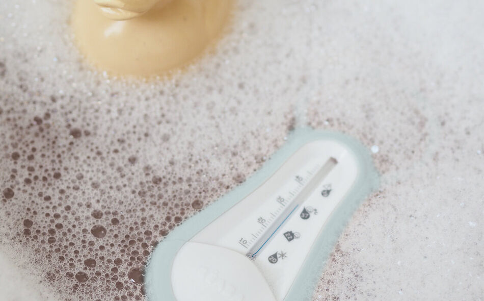 Bath thermometer green blue
