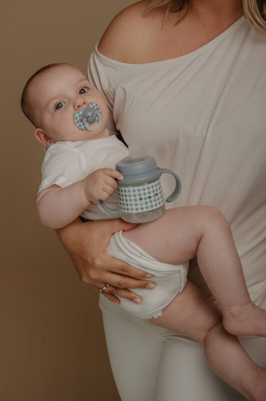 Phosphoreszierende Babyflasche mit Henkeln und Schnabel aus Silikon Night&Day +6m. Bear