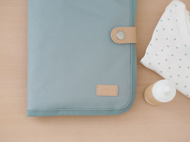 Gesundheitspass-Etui sage green