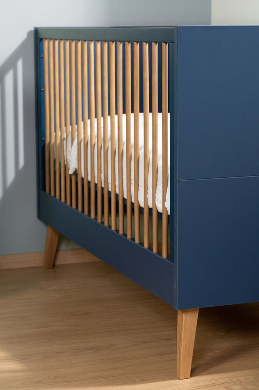 Cot bed 70x140cm Bold Blue 