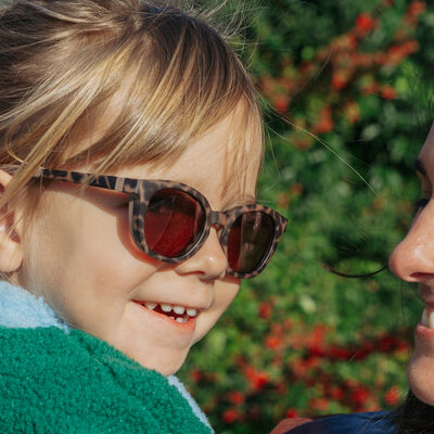 Gafas de sol 2-4 a&ntilde;os SQUARE BRIGHT - Carey Leopardo