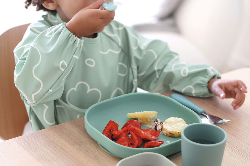 2-in-1 slabbetje met mouwen Sage green