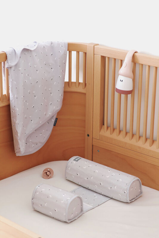 B&eacute;b&eacute;cal&trade; moon and stars