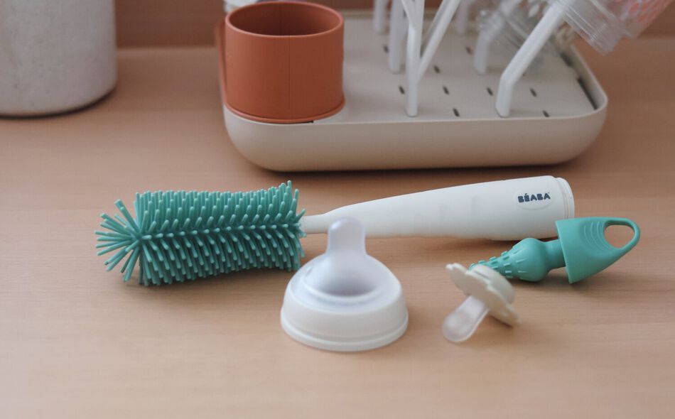 Bottle brush - Sage green