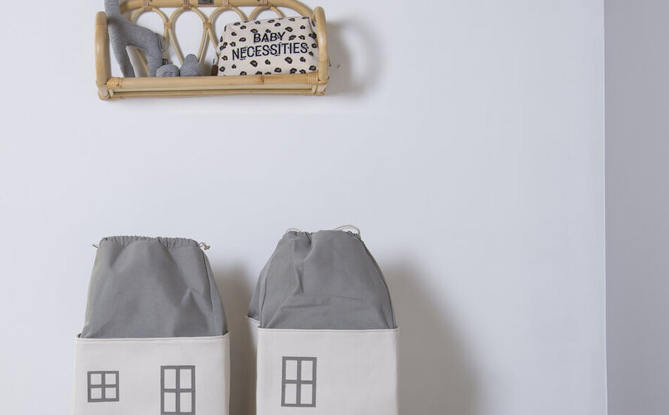 Scatola dei giochi House grigio bianco sporco