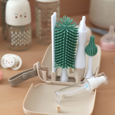 Travel multi-accessory cleaning set - Clay