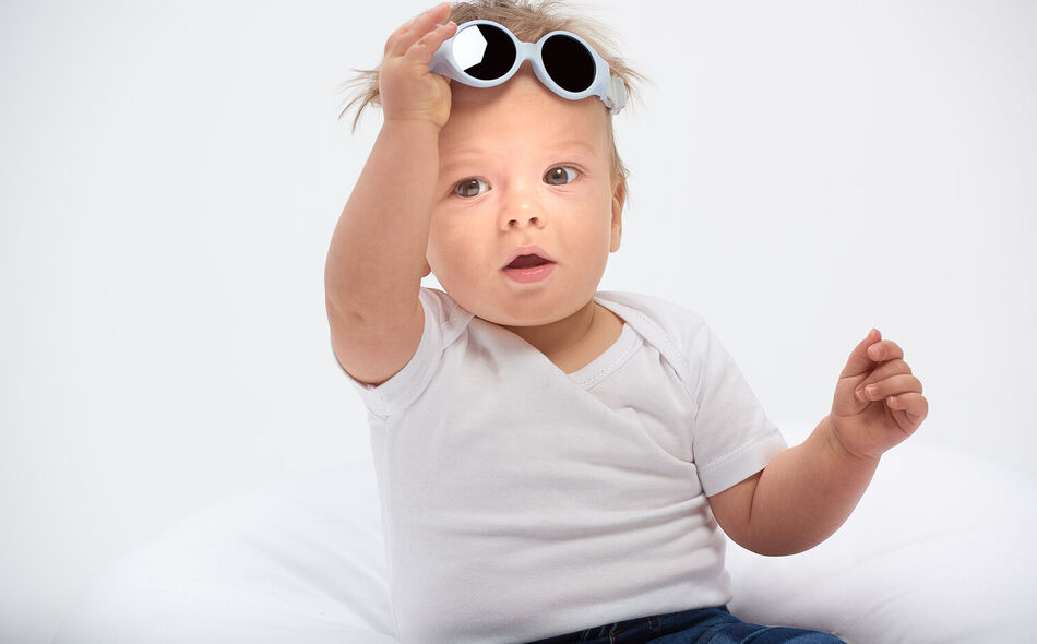 Newborn Strap Sunglasses 0-9m - Powder Blue