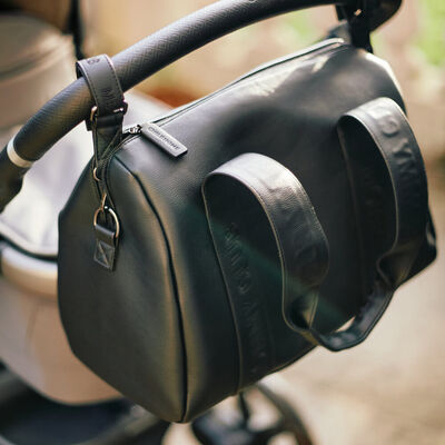 Wickeltasche Mommy Club - Signature - Veganes Leder - Schwarz