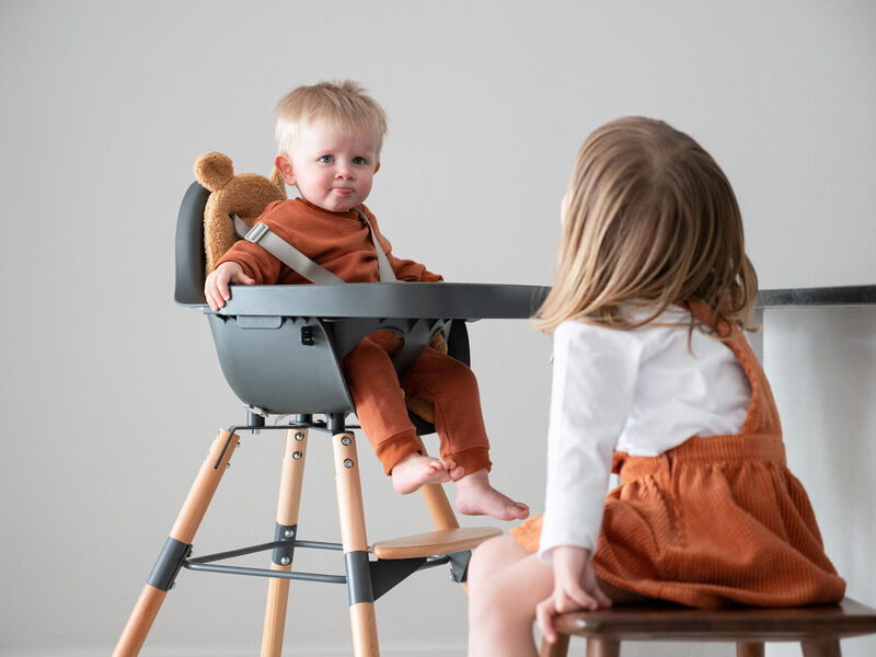 Evolu Feeding Tray & Silicone Play Mat - Anthracite